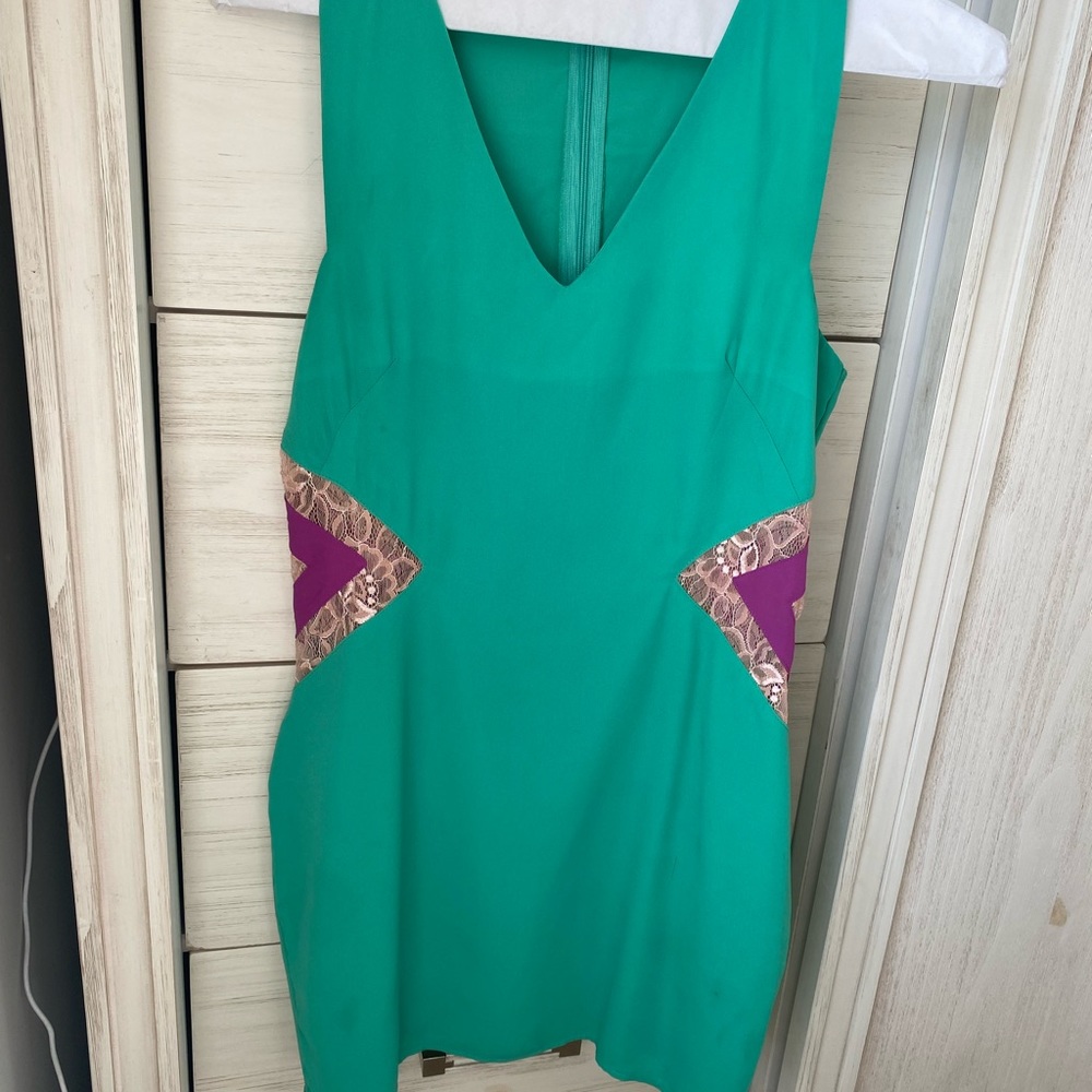 Hope’s Cute lace detail Dress